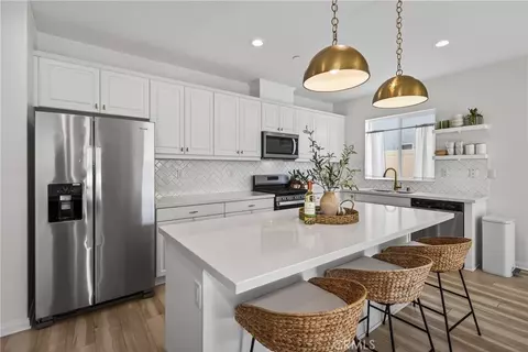 Kitchen - 20065 Curaco Ct, Riverside, CA 92507 photo 1 of 3