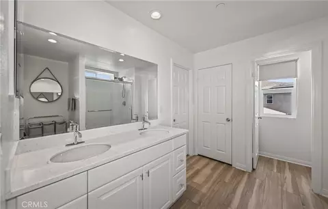 Bath - 20065 Curaco Ct, Riverside, CA 92507 photo 1 of 2