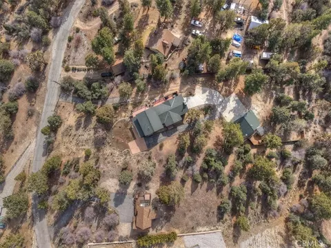 View/Area - 1051 Mound, Big Bear City, CA 92314 photo 4 of 6