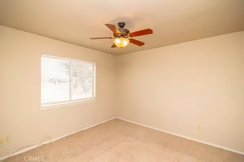 Bedroom - 20376 Tonawanda, Apple Valley, CA 92307 photo 6 of 8