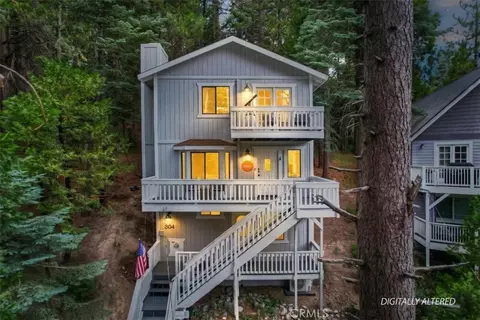 804 Sierra Vis, Twin Peaks, CA 92391