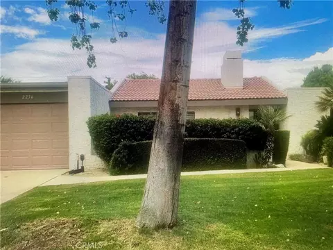 2256 N Sunshine, Palm Springs, CA 92264