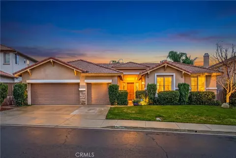 43922 Carentan, Temecula, CA 92592
