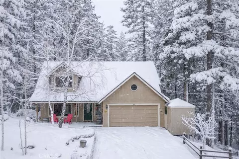 414 Pioneer Rd, Lake Arrowhead, CA 92352