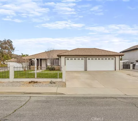 1002 Oregon Trl, Banning, CA 92220
