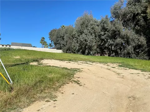 31812 Hutto Ln, Yucaipa, CA 92399