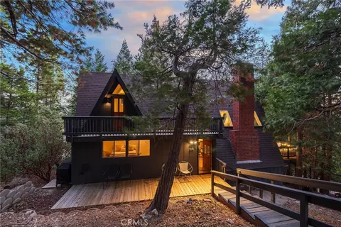Exterior - 399 Rainier Rd, Lake Arrowhead, CA 92352 photo 2 of 9