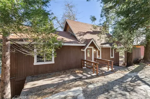 1209 Bridal Path, Rimforest, CA 92378 photo 5