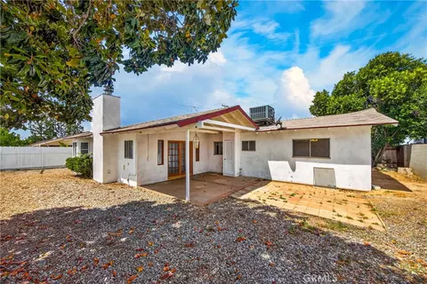Exterior - 13555 3rd, Yucaipa, CA 92399 photo 2 of 3