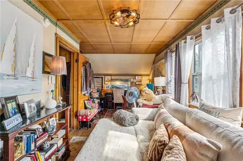 Other - 24214 Zurich, Crestline, CA 92325 photo 2 of 7