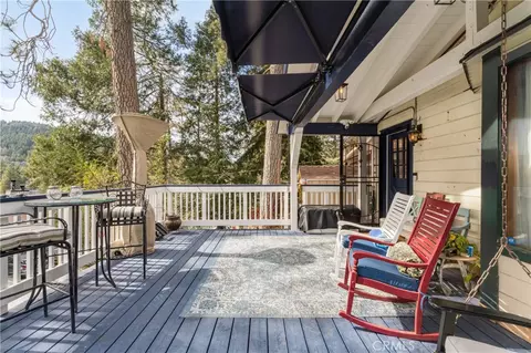 Exterior - 24214 Zurich, Crestline, CA 92325 photo 2 of 16
