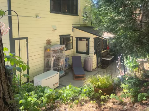 Exterior - 24214 Zurich, Crestline, CA 92325 photo 13 of 16