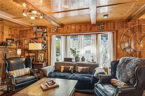 Living - 24214 Zurich, Crestline, CA 92325 photo 2 of 4