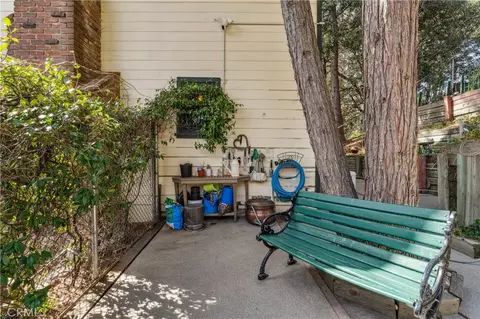 Exterior - 24214 Zurich, Crestline, CA 92325 photo 8 of 16