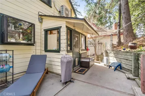 Exterior - 24214 Zurich, Crestline, CA 92325 photo 6 of 16