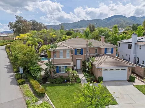 View/Area - 1062 Mccall Dr, Corona, CA 92881 photo 1 of 10