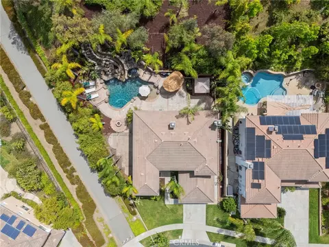 View/Area - 1062 Mccall Dr, Corona, CA 92881 photo 9 of 10
