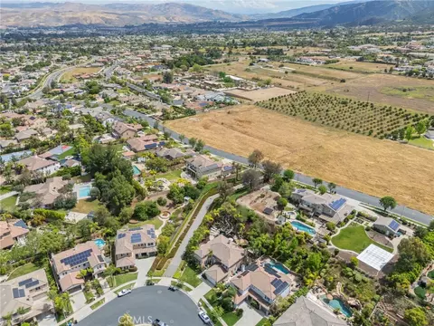 View/Area - 1062 Mccall Dr, Corona, CA 92881 photo 7 of 10