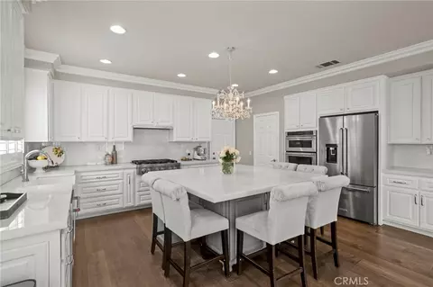 Kitchen - 1062 Mccall Dr, Corona, CA 92881 photo 4 of 5
