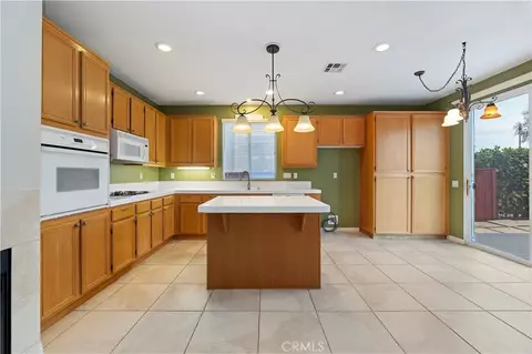 Kitchen - 595 Dundee Ln, San Marcos, CA 92069 photo 2 of 4