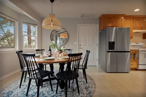 Dining - 1419 Calgary, Lake Arrowhead, CA 92352 photo 1 of 2