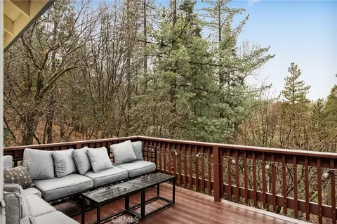 Exterior - 1419 Calgary, Lake Arrowhead, CA 92352 photo 3 of 3