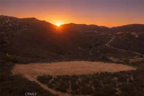 7 Hombre Ln, Murrieta, CA 92562