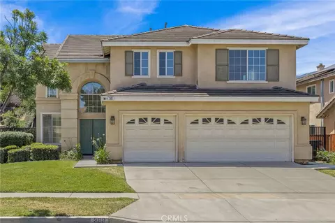 388 Snowbird Ln, Corona, CA 92882