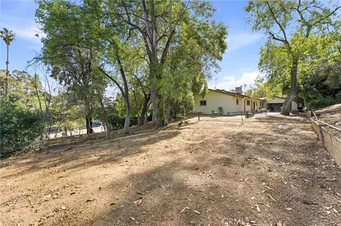 Exterior - 30993 Palo Alto Dr, Redlands, CA 92373 photo 4 of 21