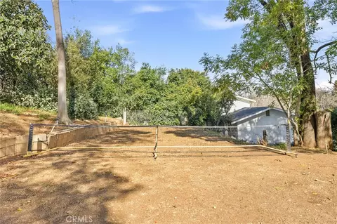 Exterior - 30993 Palo Alto Dr, Redlands, CA 92373 photo 7 of 21