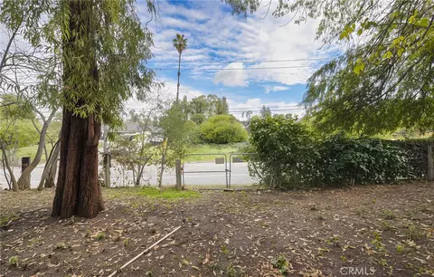Exterior - 30993 Palo Alto Dr, Redlands, CA 92373 photo 3 of 21