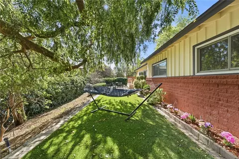 Exterior - 30993 Palo Alto Dr, Redlands, CA 92373 photo 12 of 21