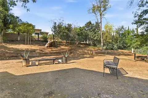 Exterior - 30993 Palo Alto Dr, Redlands, CA 92373 photo 9 of 21
