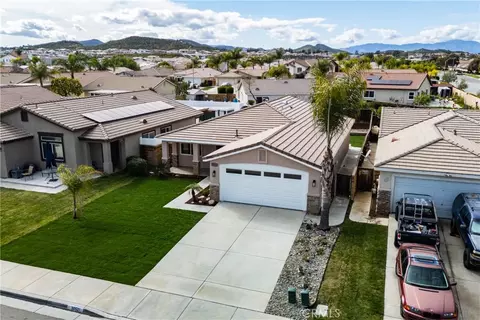 30521 Sierra Vis, Menifee, CA 92584
