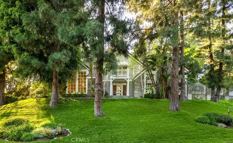 10761 Crawford Cyn, North Tustin, CA 92705
