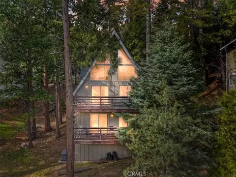 Exterior - 155 Birchwood, Lake Arrowhead, CA 92352 photo 2 of 22