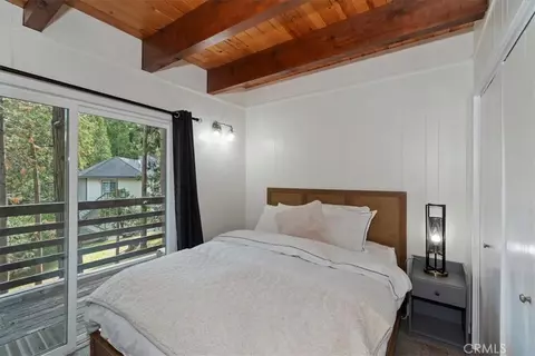 Bedroom - 155 Birchwood, Lake Arrowhead, CA 92352 photo 5 of 6
