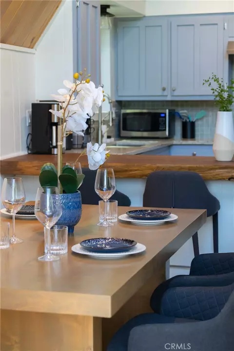 Dining - 155 Birchwood, Lake Arrowhead, CA 92352 photo 3 of 4