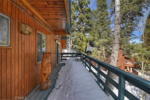 Exterior - 1370 Primrose Ct, Big Bear Lake, CA 92315 photo 6 of 11