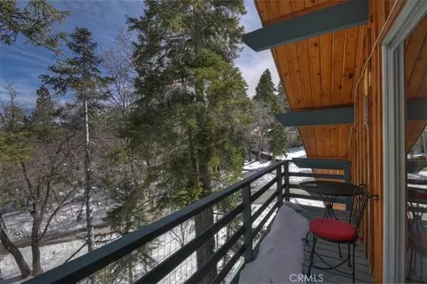 Exterior - 1370 Primrose Ct, Big Bear Lake, CA 92315 photo 4 of 11