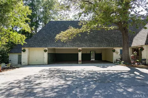 Exterior - 28641 N Shore Rd, Lake Arrowhead, CA 92352 photo 19 of 31