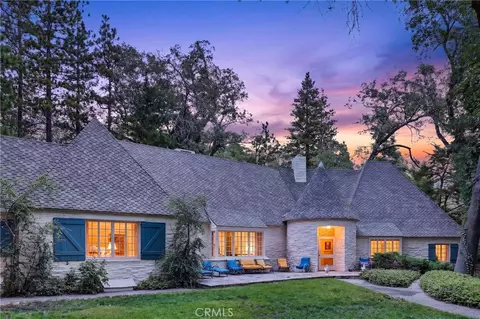 28641 N Shore Rd, Lake Arrowhead, CA 92352 photo 2