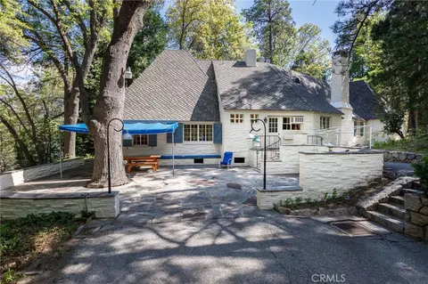 Exterior - 28641 N Shore Rd, Lake Arrowhead, CA 92352 photo 11 of 31