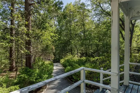 Exterior - 28641 N Shore Rd, Lake Arrowhead, CA 92352 photo 25 of 31
