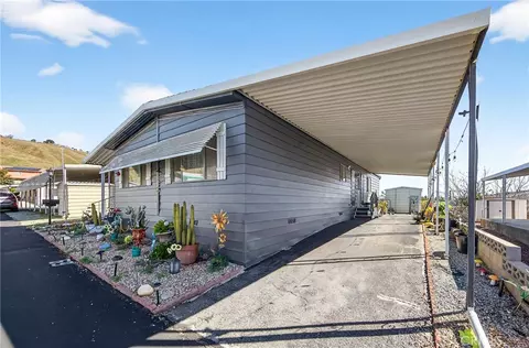 2200 W Wilson St #69, Banning, CA 92220