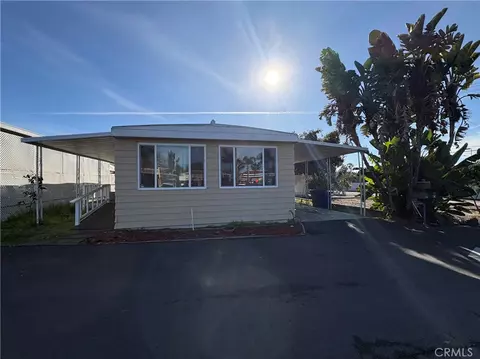 718 Sycamore Ave #19, Vista, CA 92083