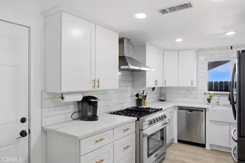 Kitchen - 3565 Dixie, Riverside, CA 92503 photo 4 of 5