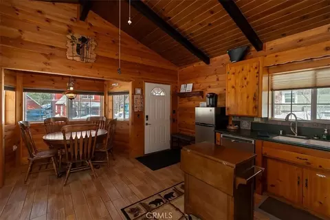 Dining - 39975 Ohio Ln, Big Bear Lake, CA 92315 photo 2 of 2