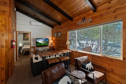 Living - 39975 Ohio Ln, Big Bear Lake, CA 92315 photo 2 of 4