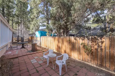 Exterior - 260 Turlock Dr, Big Bear City, CA 92314 photo 4 of 8